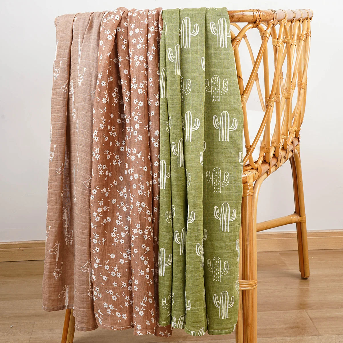 120x110cm 2-Layer Cotton Muslin Baby Swaddle - Kindle Kids ABC - view 6
