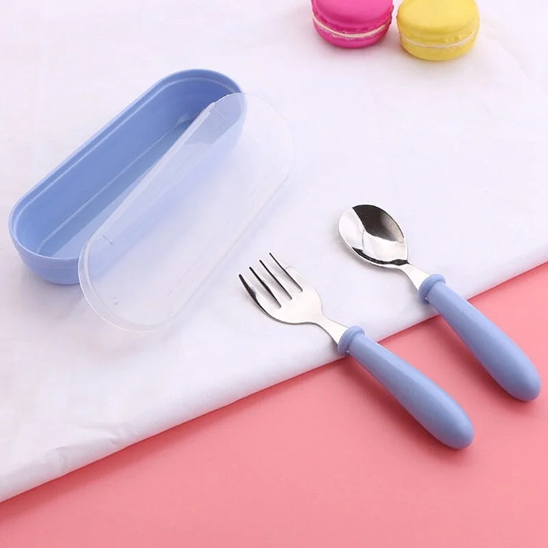 Kids stainless steel cutlery set with portable carry case