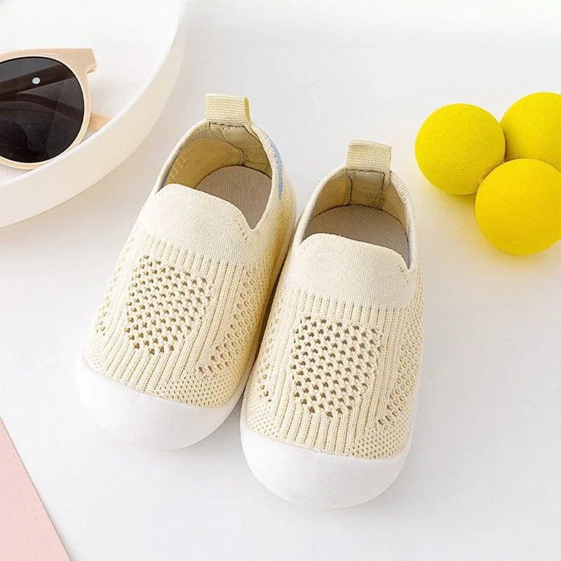 Toddler soft sole walker shoes - breathable mesh non-slip for first walkers