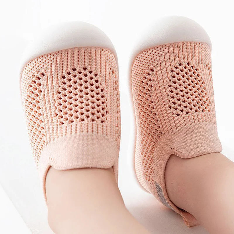 Toddler soft sole walker shoes - breathable mesh non-slip for first walkers