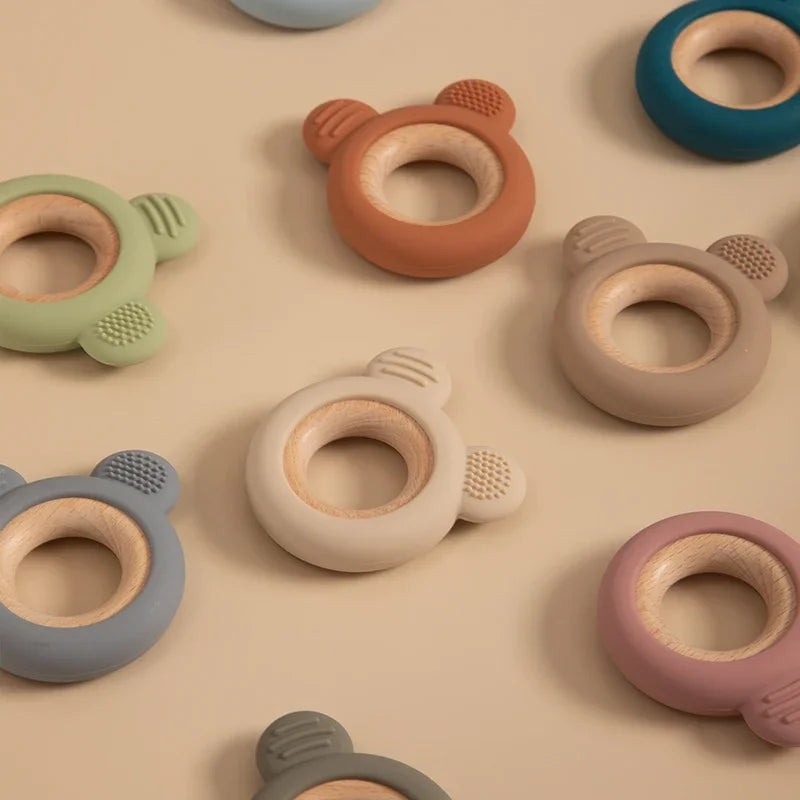 wooden-bear-teether-ring-kindlekidsabc