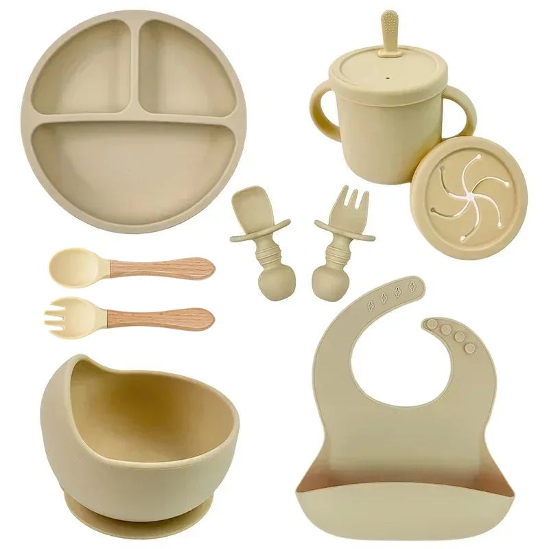 Silicone baby feeding set with suction plate, bowl and spoon - photo 17